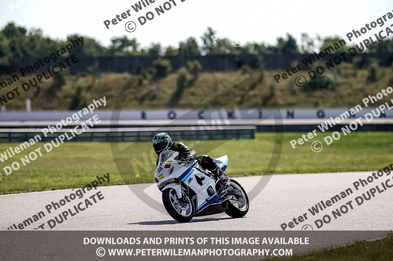 Rockingham no limits trackday;enduro digital images;event digital images;eventdigitalimages;no limits trackdays;peter wileman photography;racing digital images;rockingham raceway northamptonshire;rockingham trackday photographs;trackday digital images;trackday photos